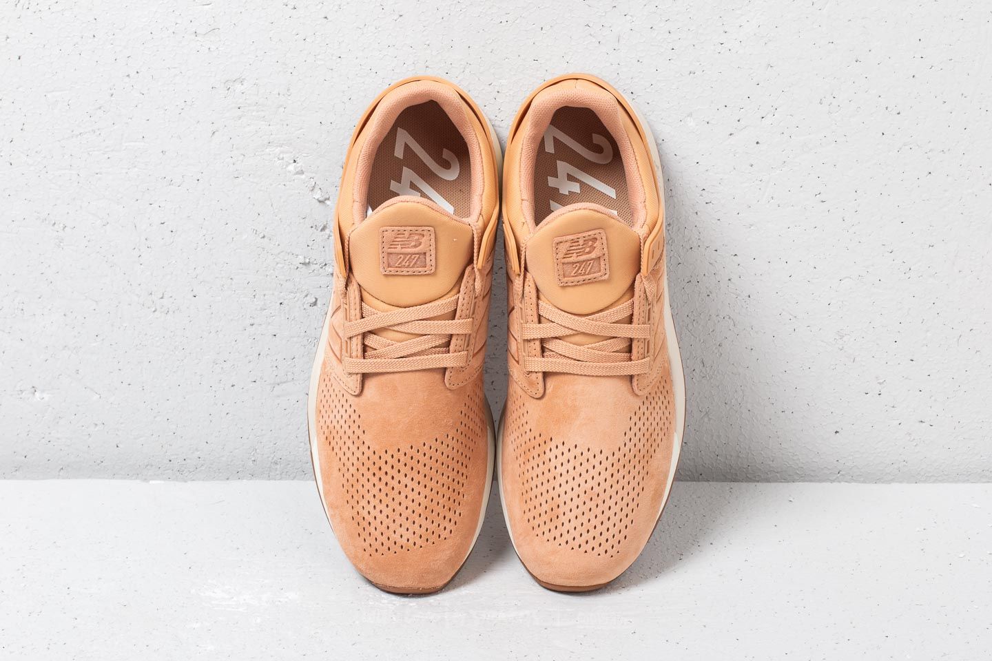 Men s shoes New Balance 247 Brown White Footshop