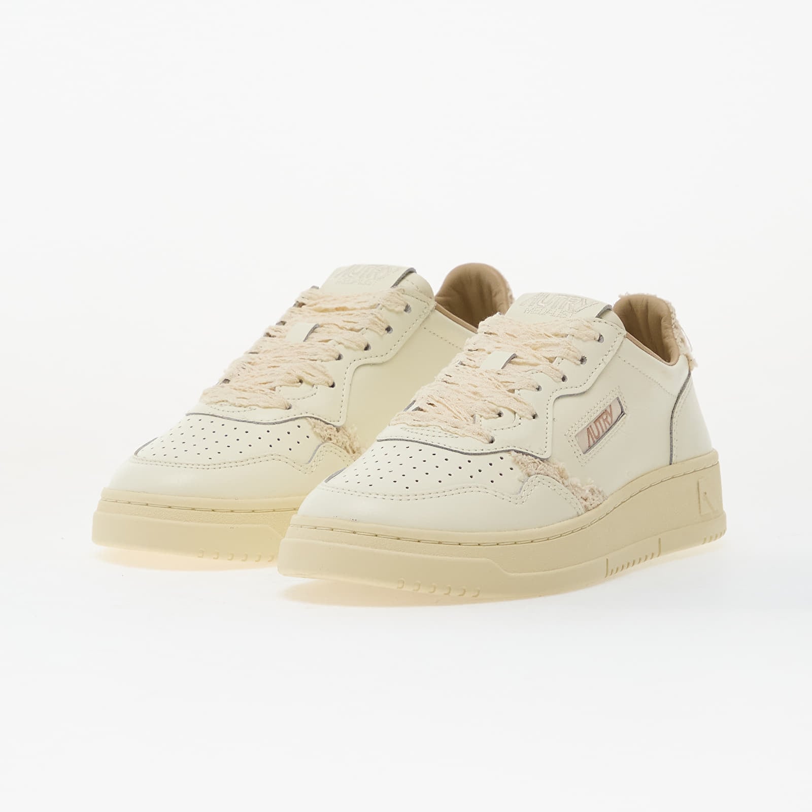 Naiste jalatsid Autry Medalist Low Wom Lea/ Macrame Mrsh/ Ecru