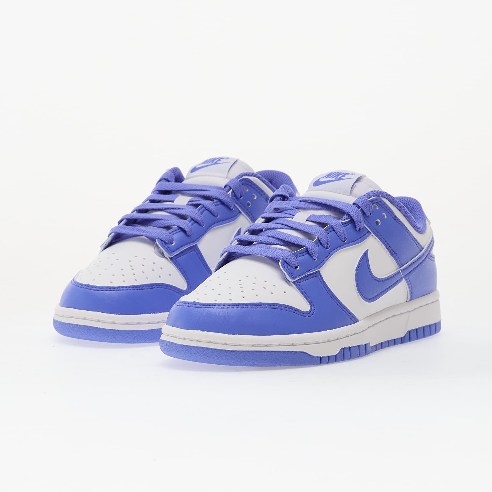 Γυναικεία παπούτσια Nike W Dunk Low White/ Sapphire-White