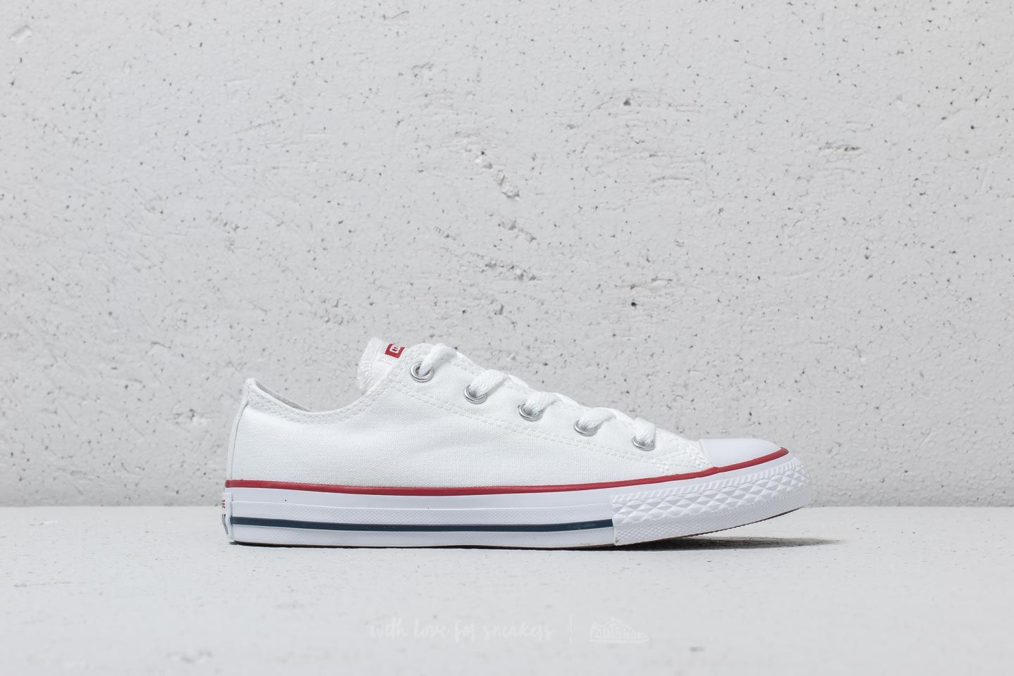 Kids' sneakers and shoes Converse Chuck Taylor All Star Youth Ox Optical White