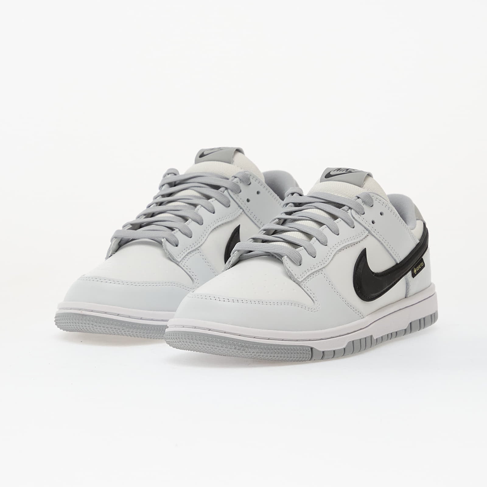 Skor för män Nike Dunk Low Gtx Summit White/ Black-Off White