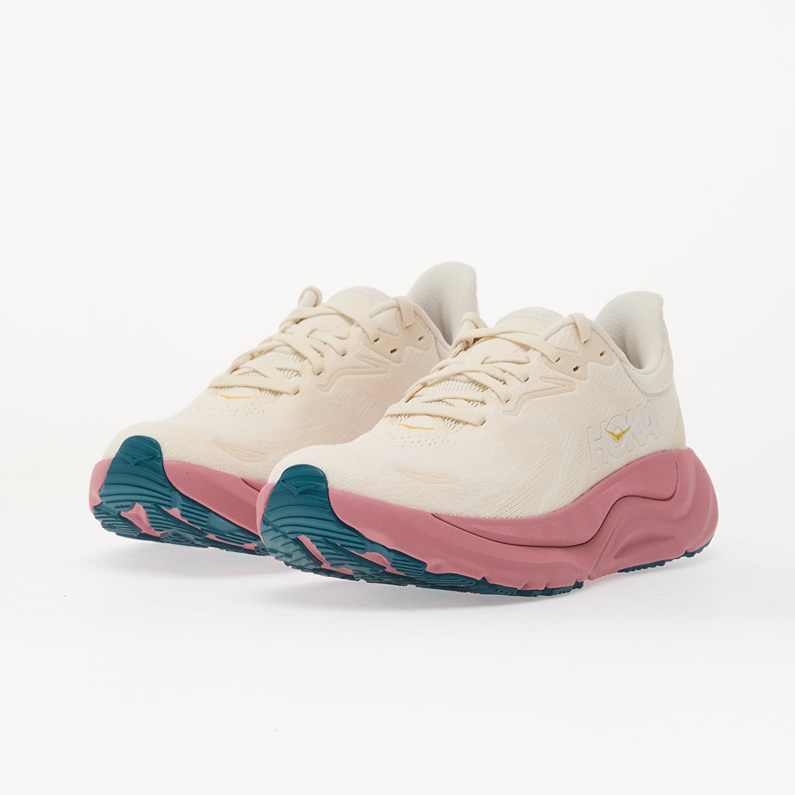 Ženski čevlji Hoka® W Arahi 8 Alabaster/ Lingonberry