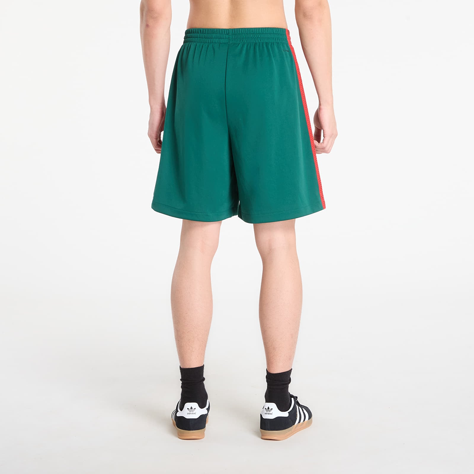 Shortsit adidas x Arte Shorts Collegiate Green