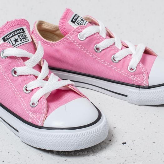 baby pink converse