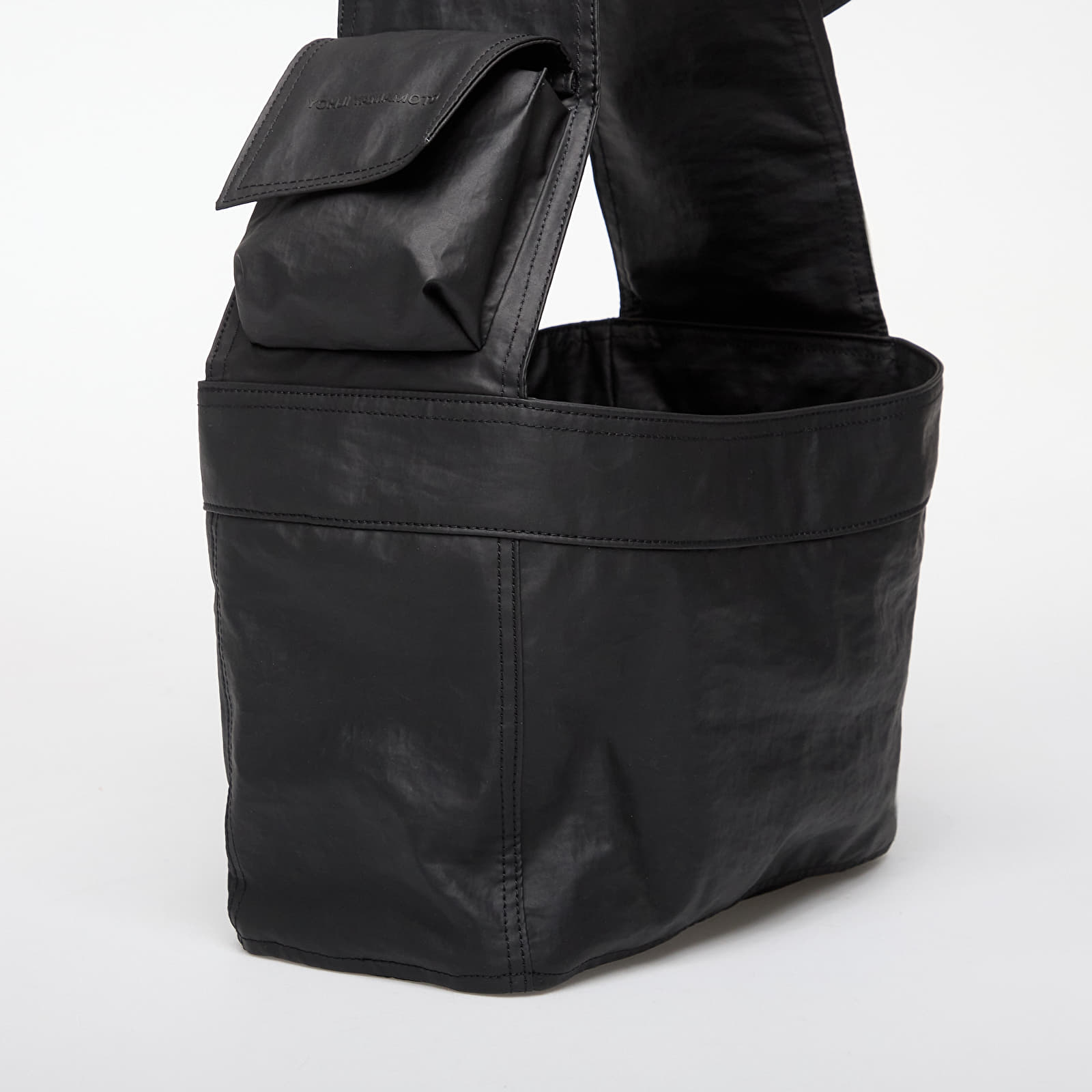 Crossbody-väskor Y-3 Newspaper Bag S Black