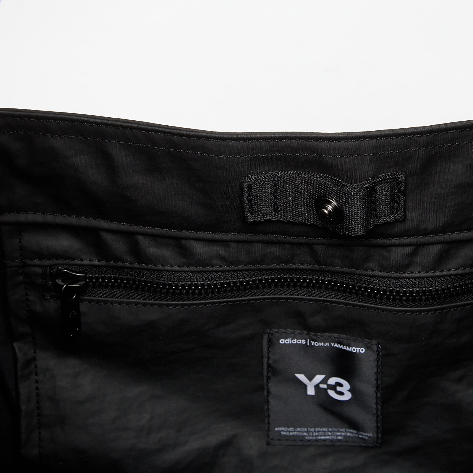 Crossbody-väskor Y-3 Newspaper Bag S Black
