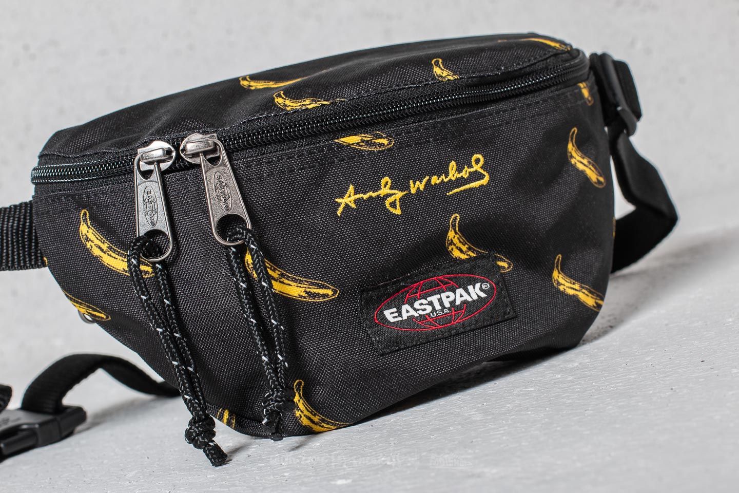 Eastpak andy warhol bum bag 2025