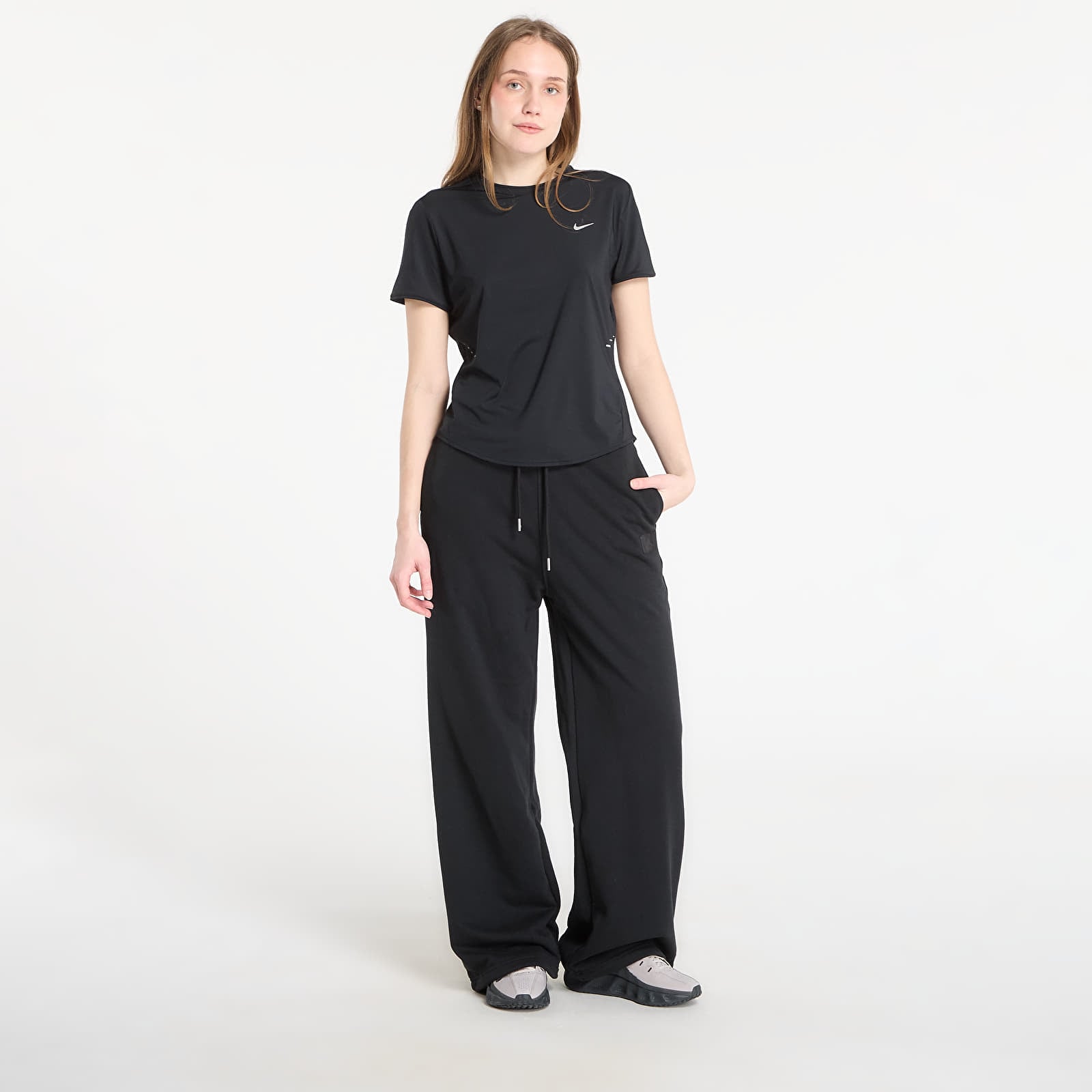 T-shirts Nike Swift Women's Dri-FIT Short-Sleeve Running Top Black/ Reflective Silv