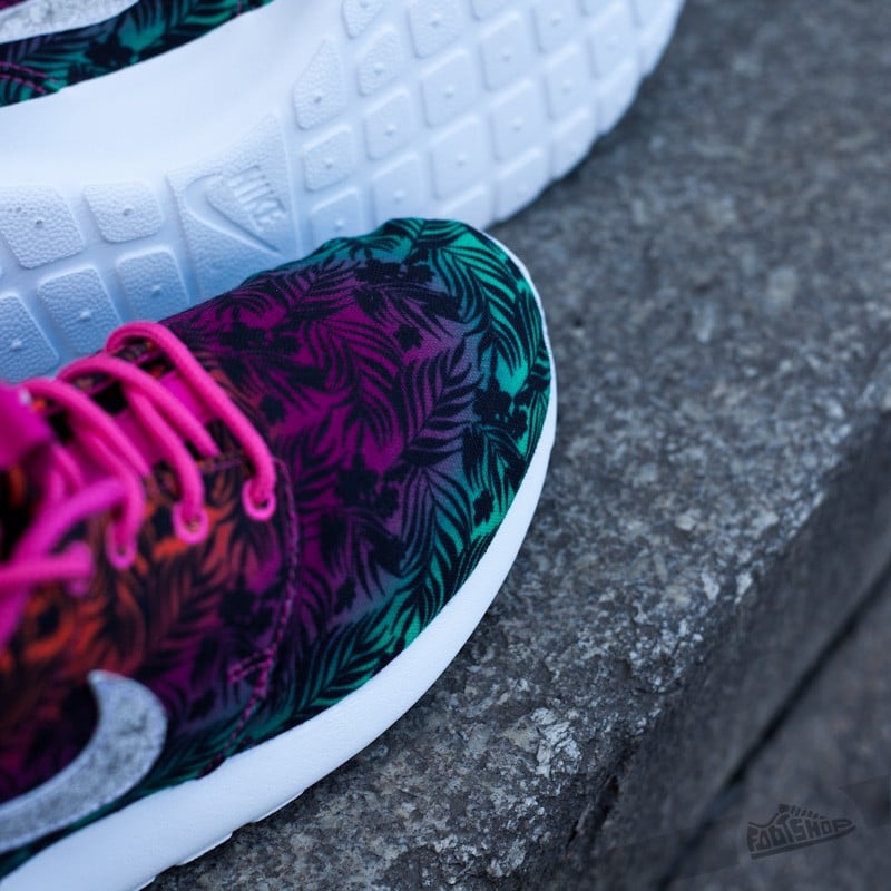 Chaussures et baskets enfants Nike Rosherun Print GS Hot Pink