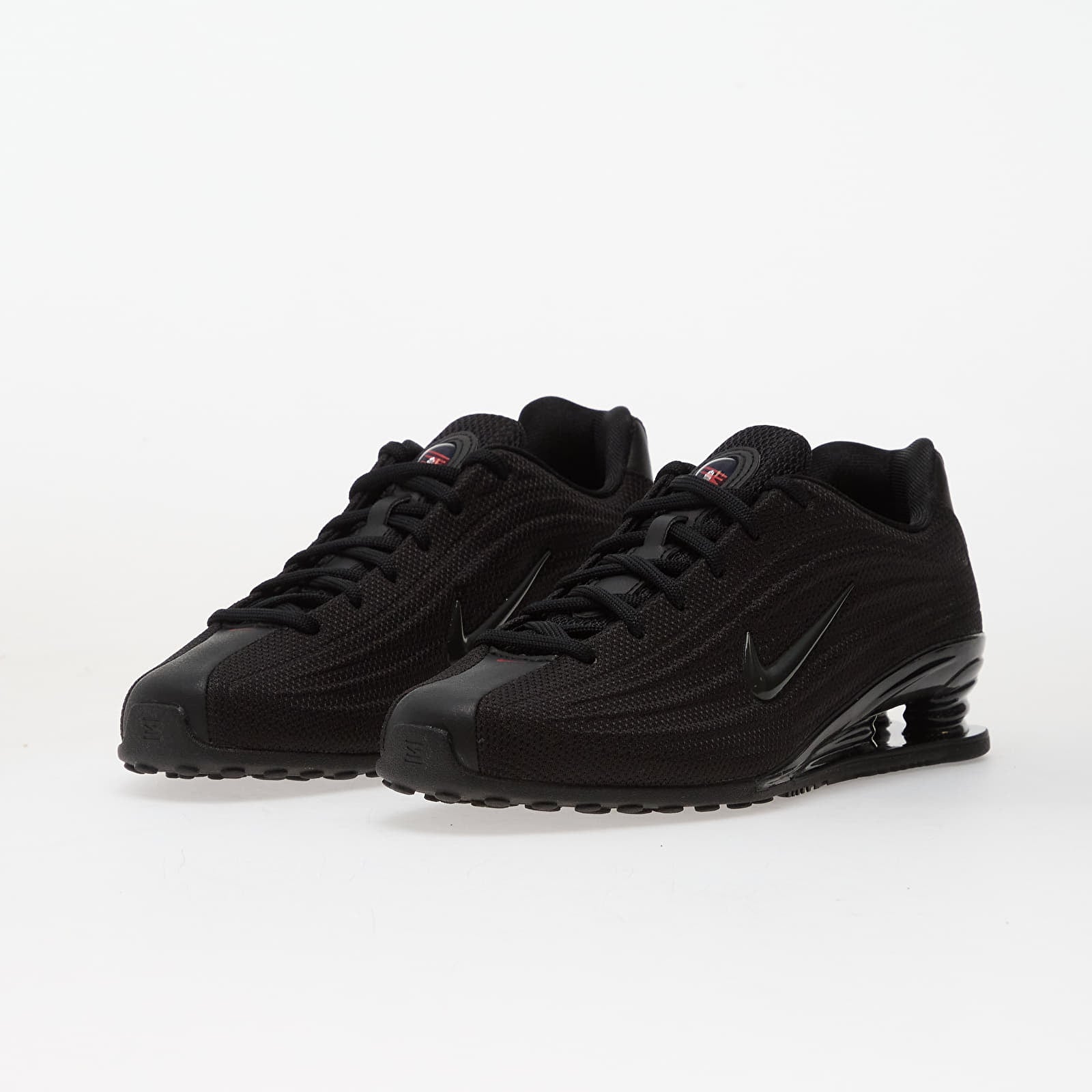Naiste jalatsid Nike W Shox Z Black/ Black-University Red