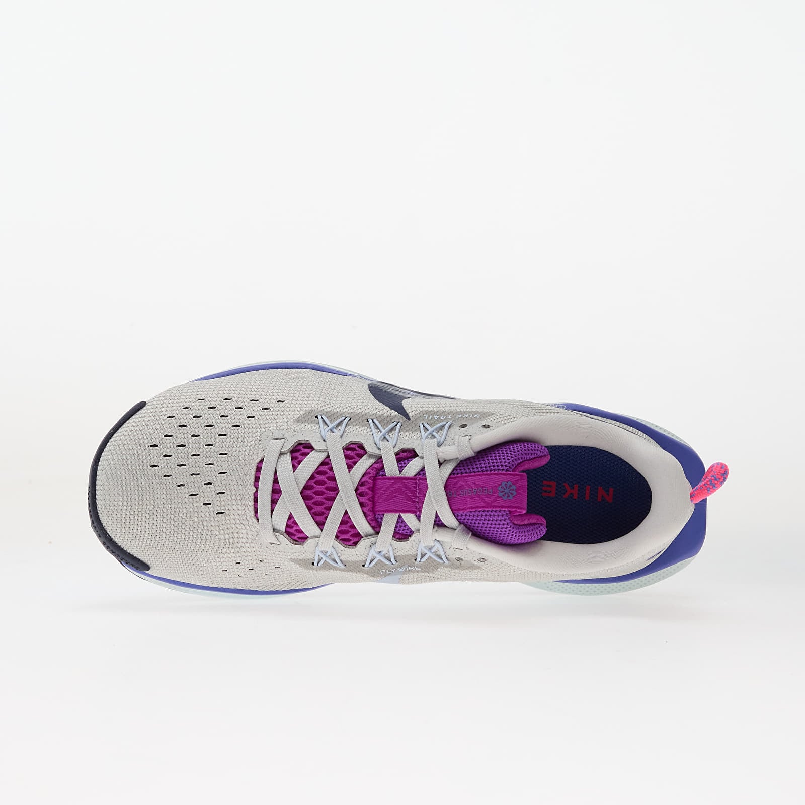 Naiste jalatsid Nike W Pegasus Trail 5 Photon Dust/ Midnight Navy-Sapphire