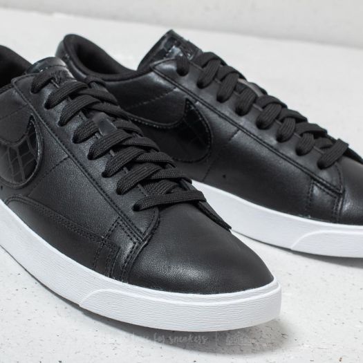 Women s shoes Nike W Blazer Low Black Black Black Footshop