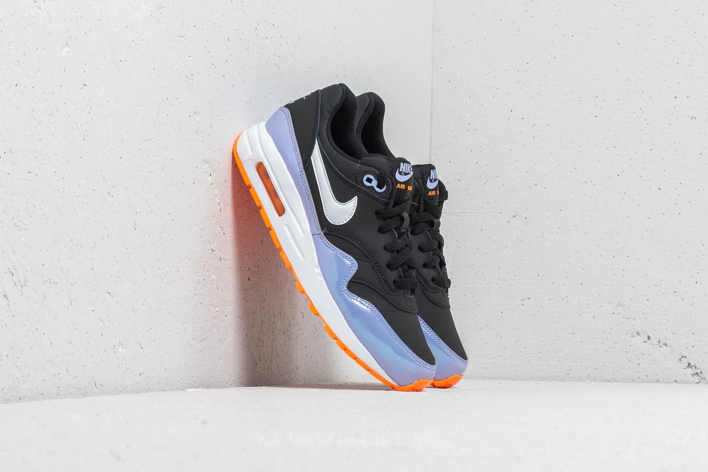 Otroške superge in čevlji Nike Air Max 1 (GS) Black/ White-Twilight Pulse