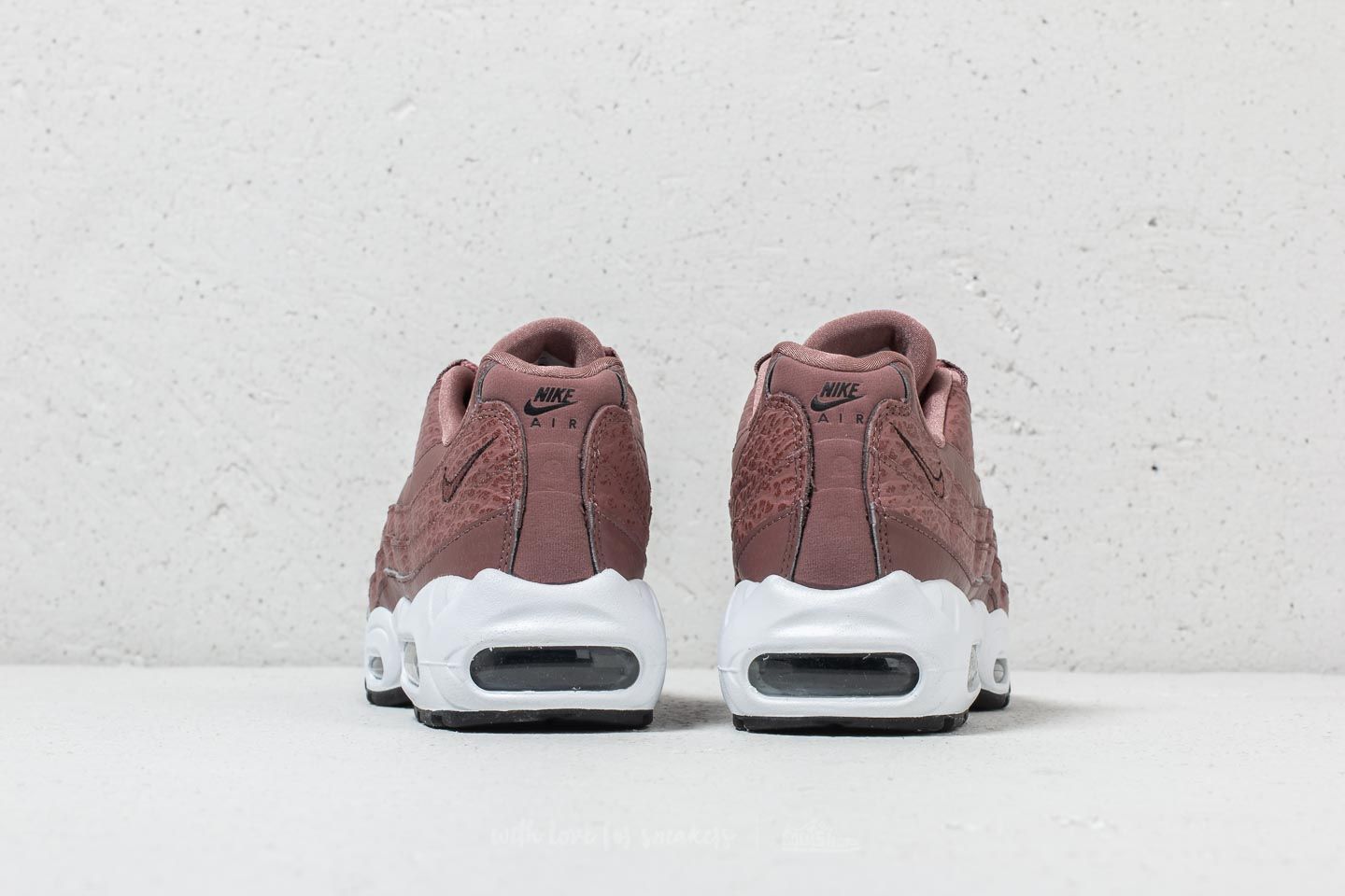 Wmns air max 95 lea top