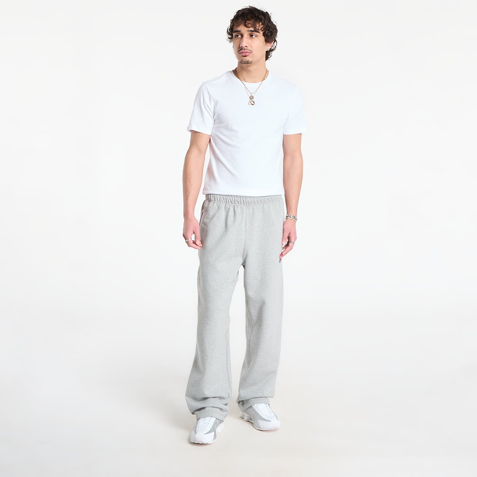 Tepláky Nike Solo Swoosh Men's Fleece Open-Hem Pants Dk Grey Heather/ White