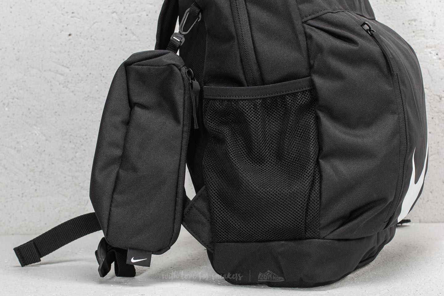 Rucksäcke Nike Elemental Backpack Black/ Black/ White