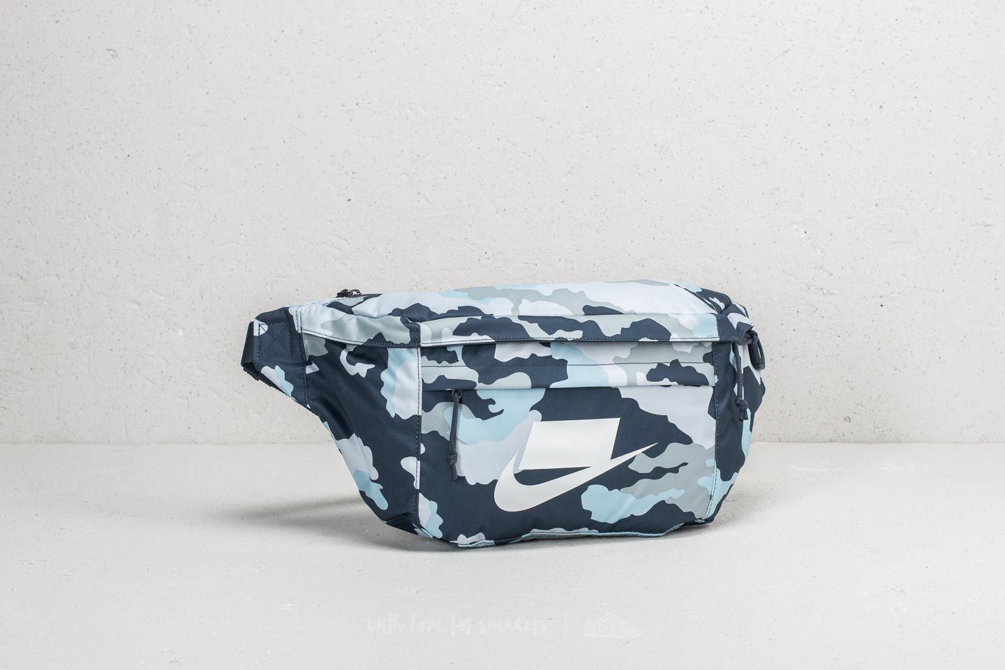Riñoneras Nike Tech Hip Pack Thunder Blue/ Thunder Blue/ White