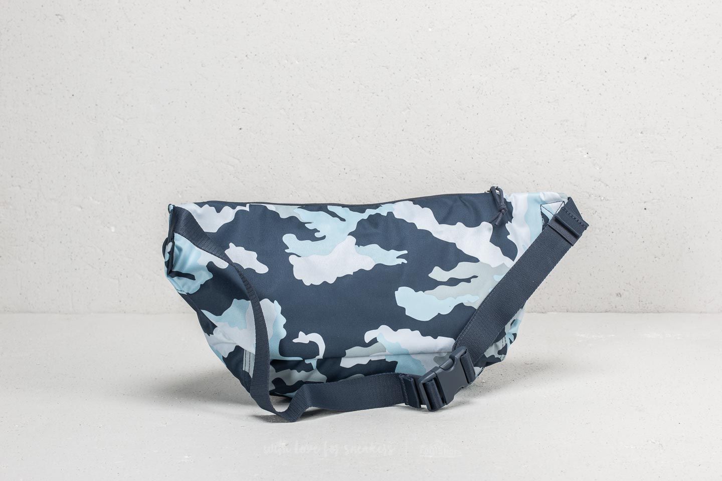 Riñoneras Nike Tech Hip Pack Thunder Blue/ Thunder Blue/ White