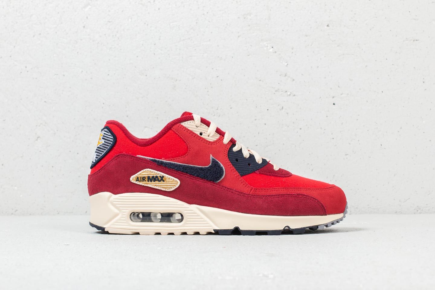 Nike air max 90 chenille red hot sale
