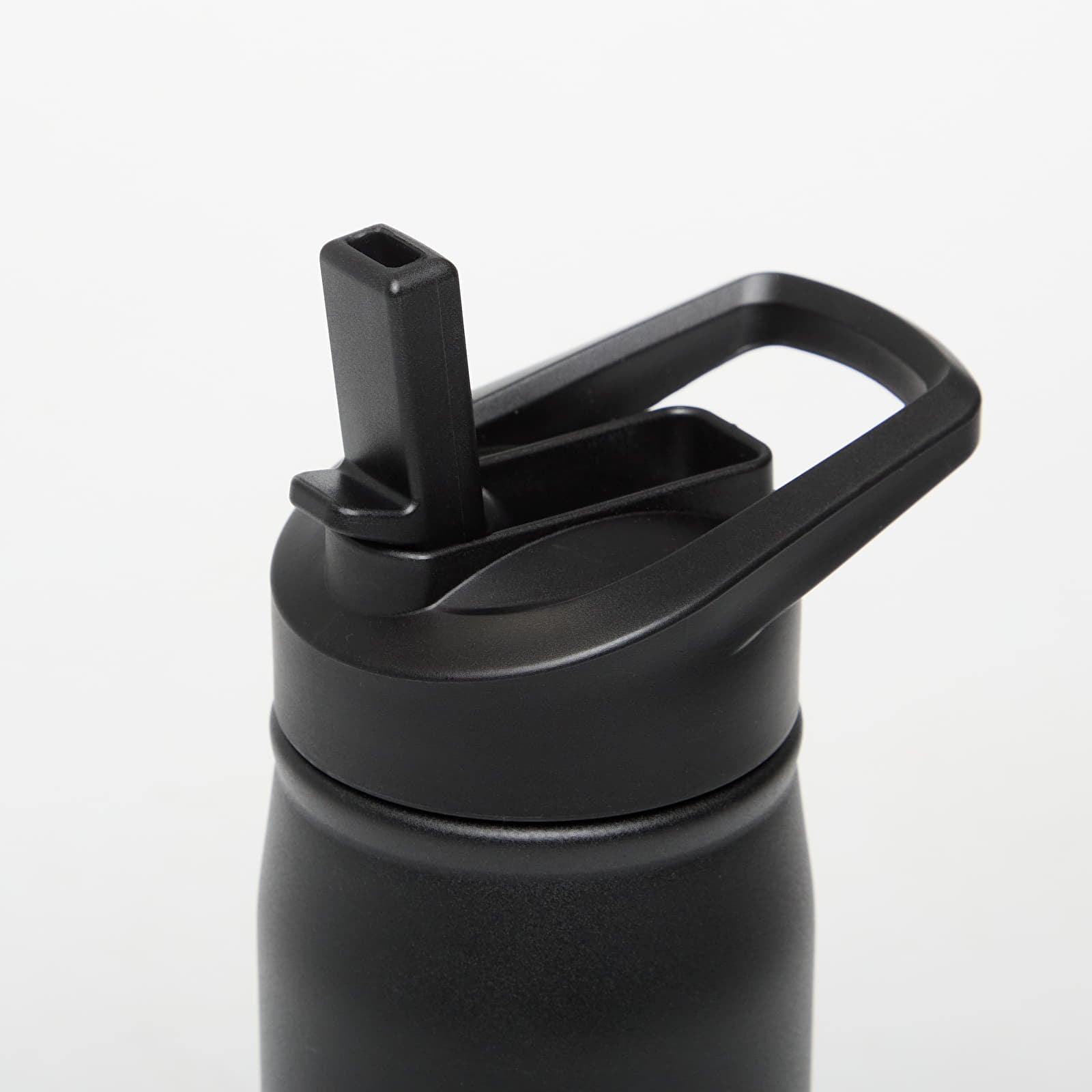 Drugi dodatki adidas Metal Bottle Str 0.6 Black/ Black