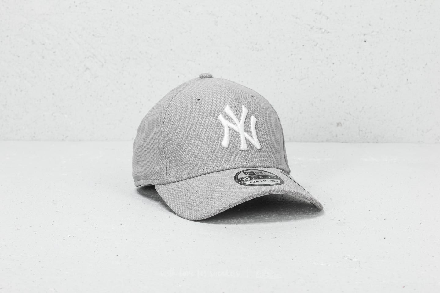 Šiltovky New Era 39Thirty MLB Diamond Era New York Yankees Cap Grey/ White