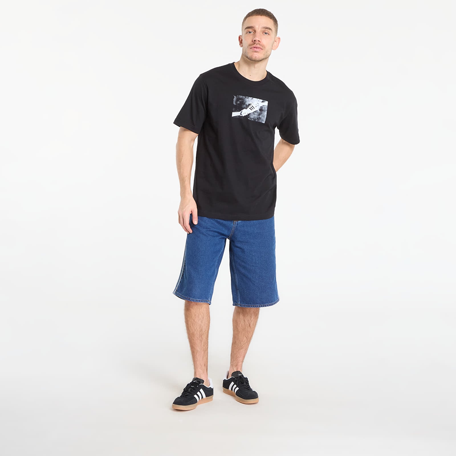 T-skjorter for menn adidas Franchise T-Shirt Black