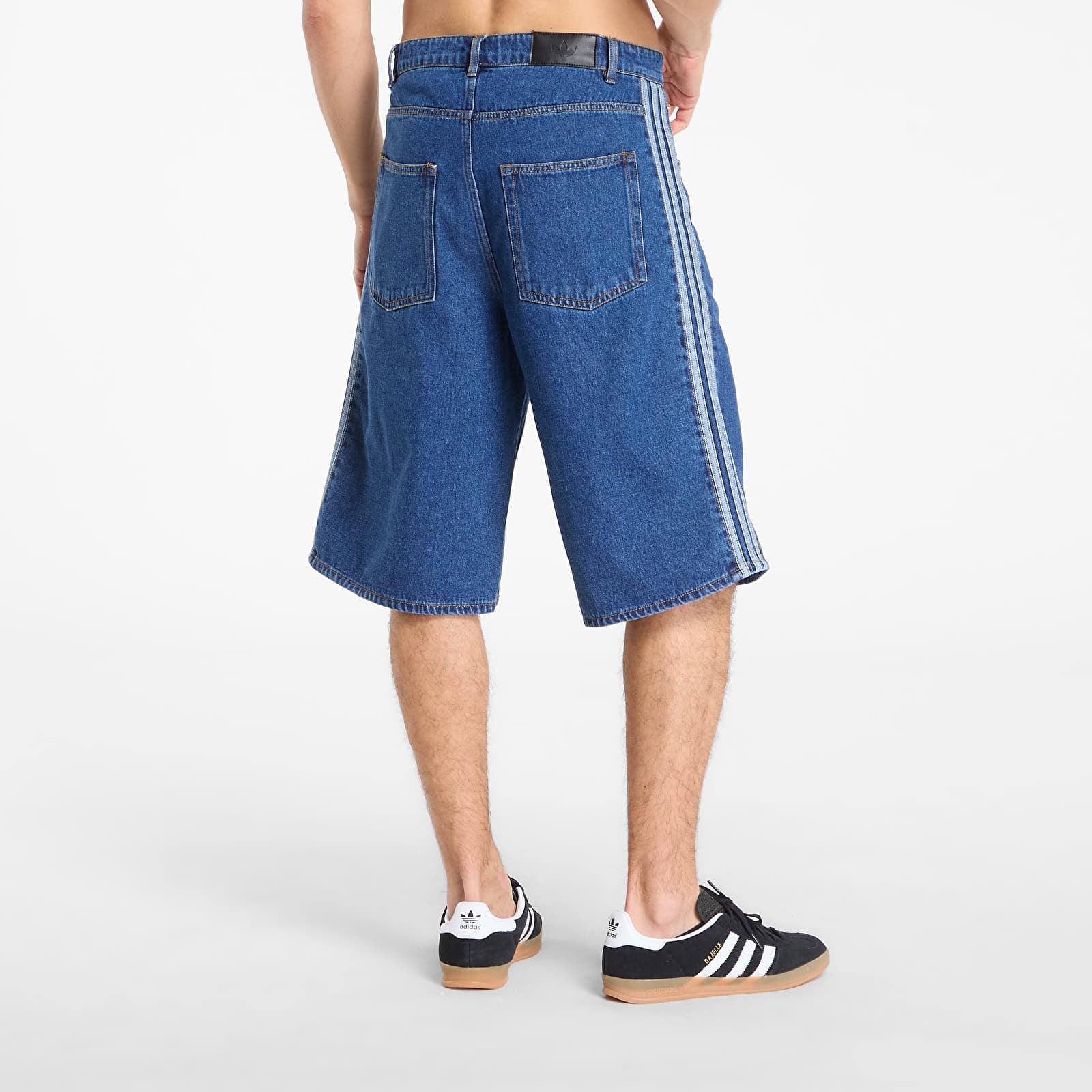 Shorts til mænd adidas Firebird Short Medvin
