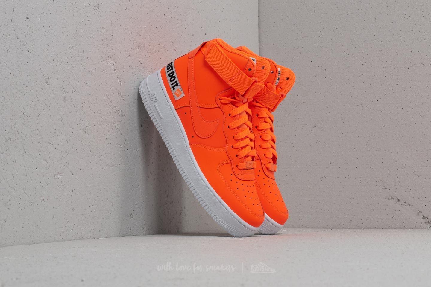 Buty damskie Nike Wmns Air Force 1 Hi LX Leather Total Orange/ Total Orange