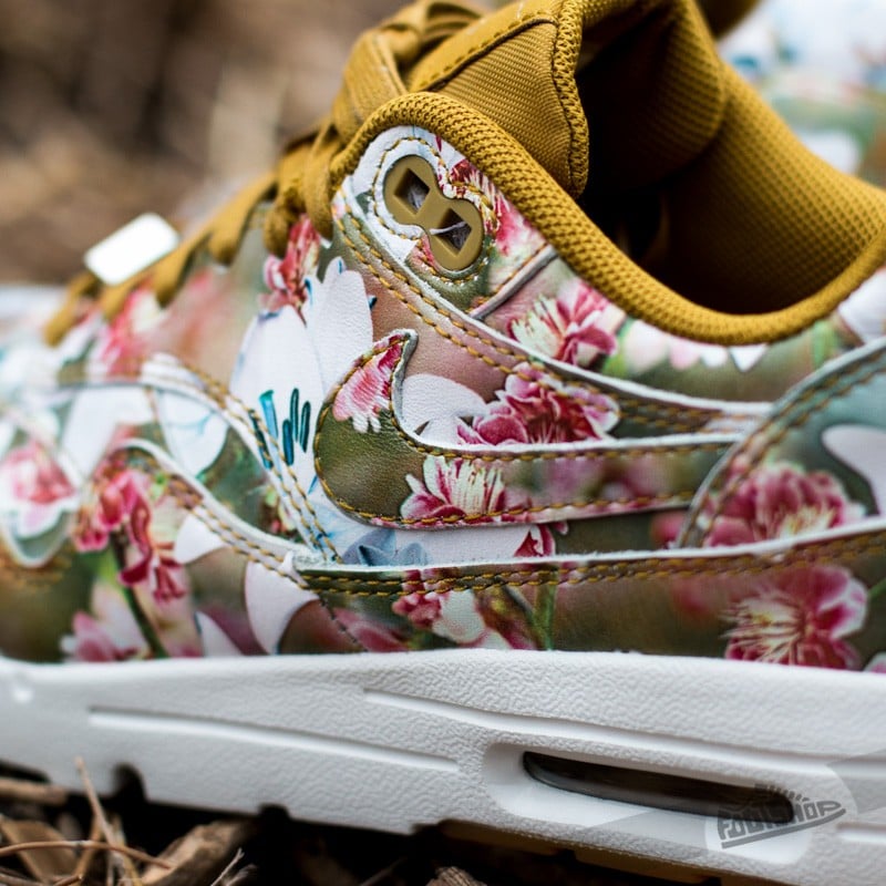 Damen Sneaker und Schuhe Nike WMNS Air Max 1 Ultra LOTC QS Milan Footshop