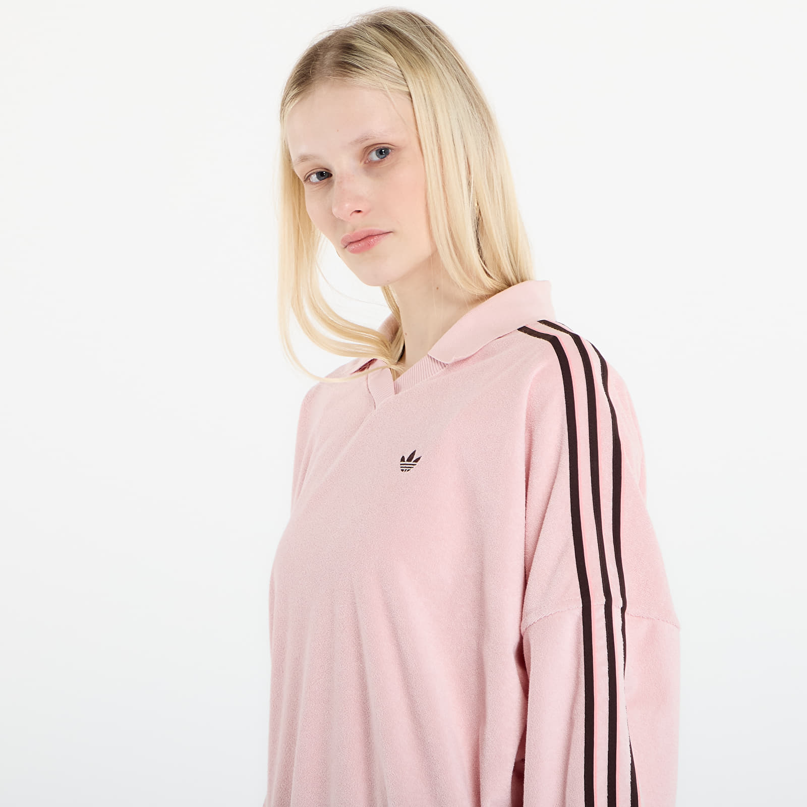 Sweatjacken und Sweatshirts adidas Tt V Neck Sanpin