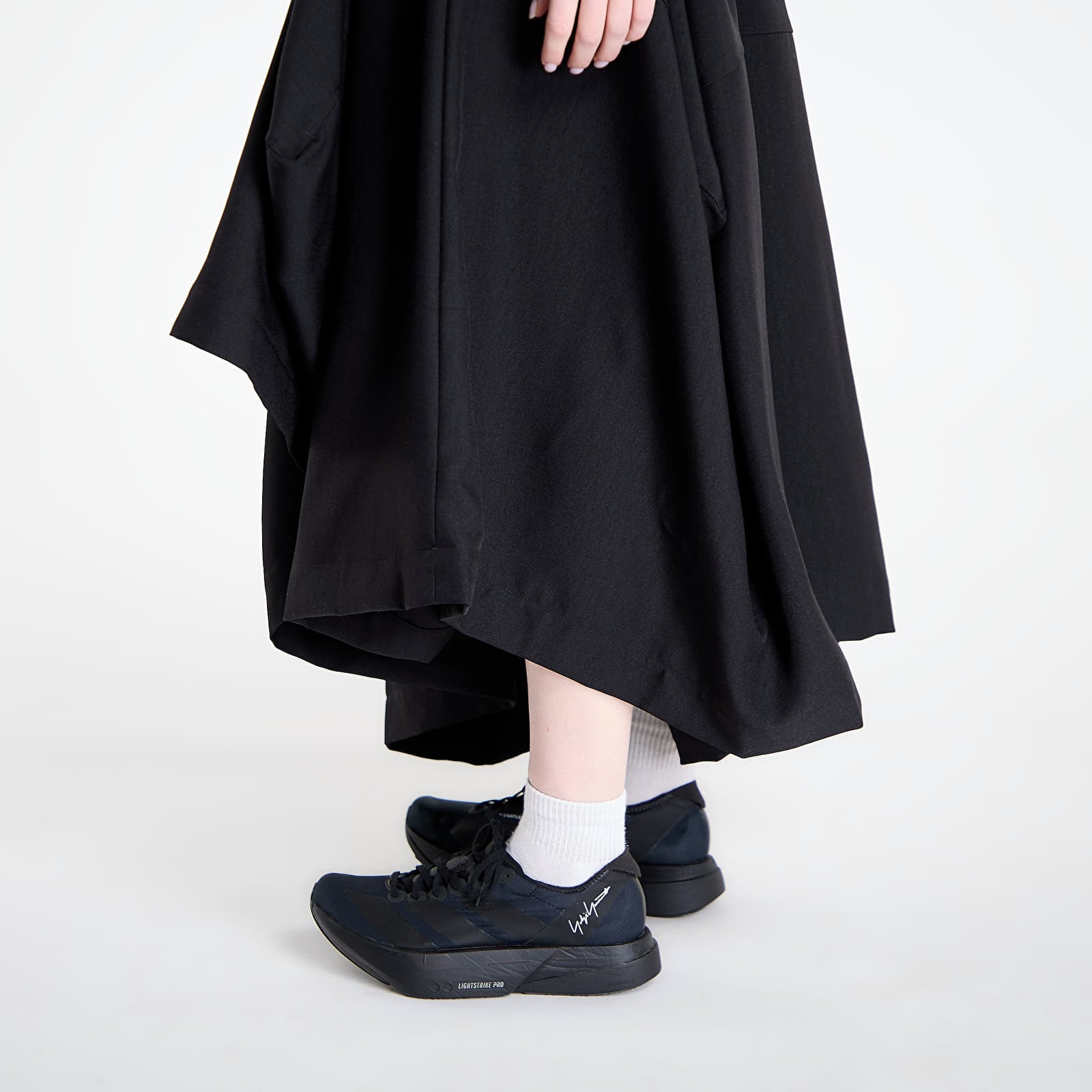 Krila Y-3 Sport Uniform Skirt Black/ Chalk Pearl