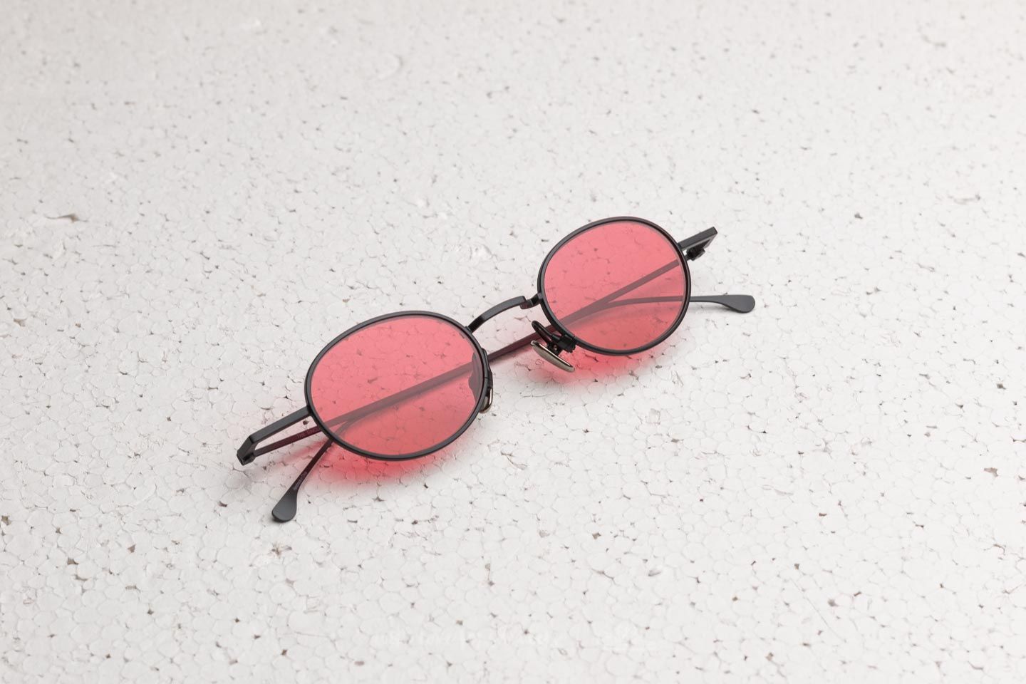 Sunglasses Komono Sinclair Sunglasses Black/ Red