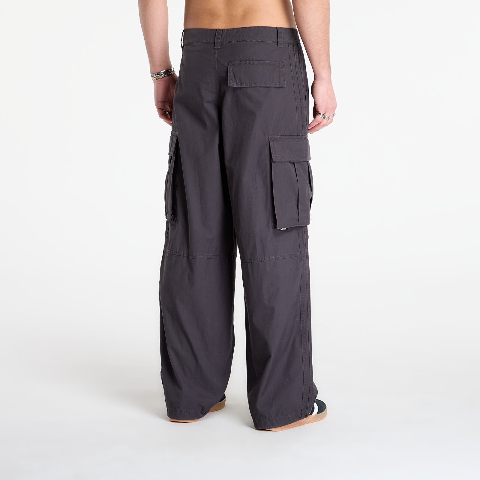 Hosen adidas Cargo Pants Carbon