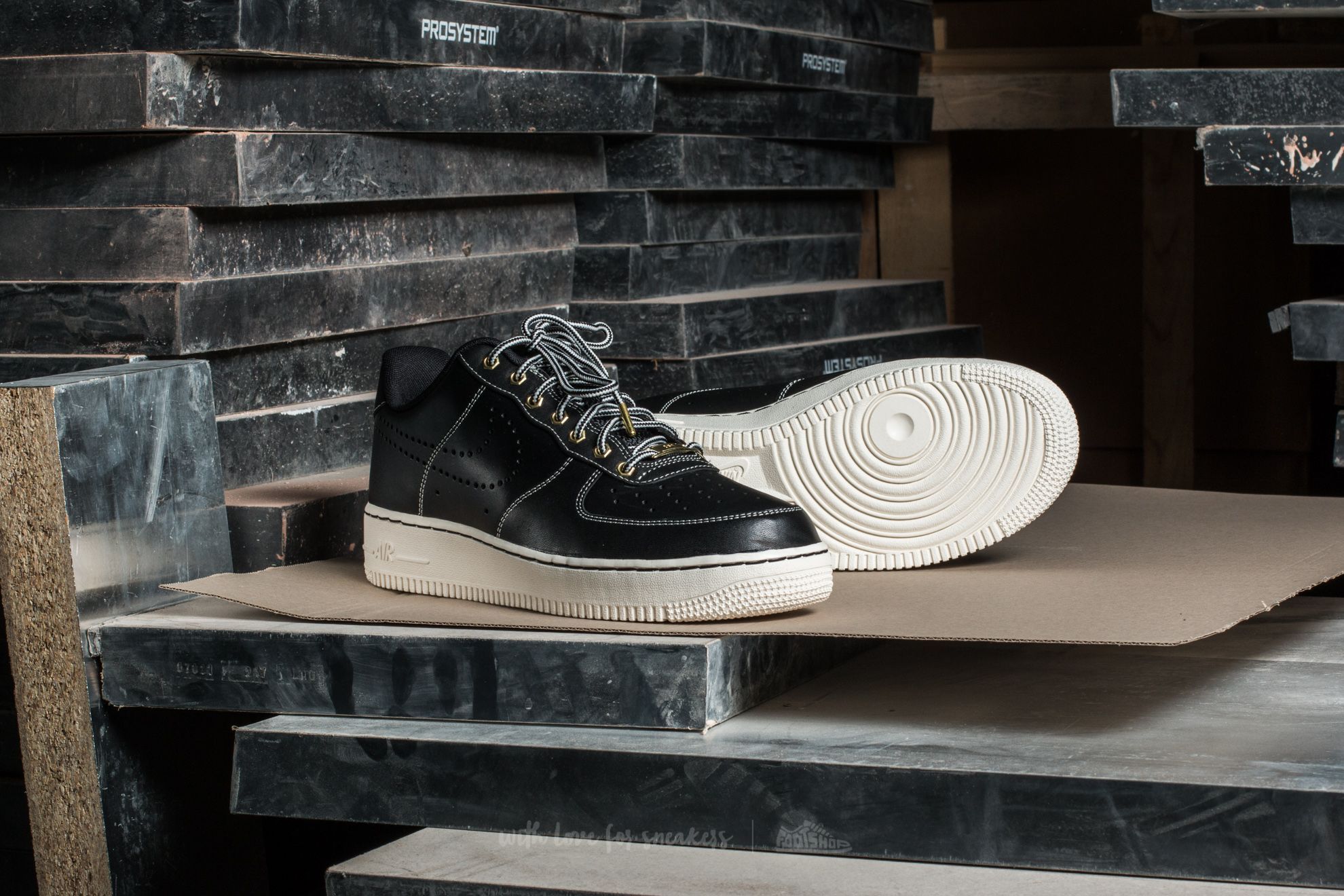 Men's shoes Nike Air Force 1 '07 LV8 WB Black/ Black-Sail