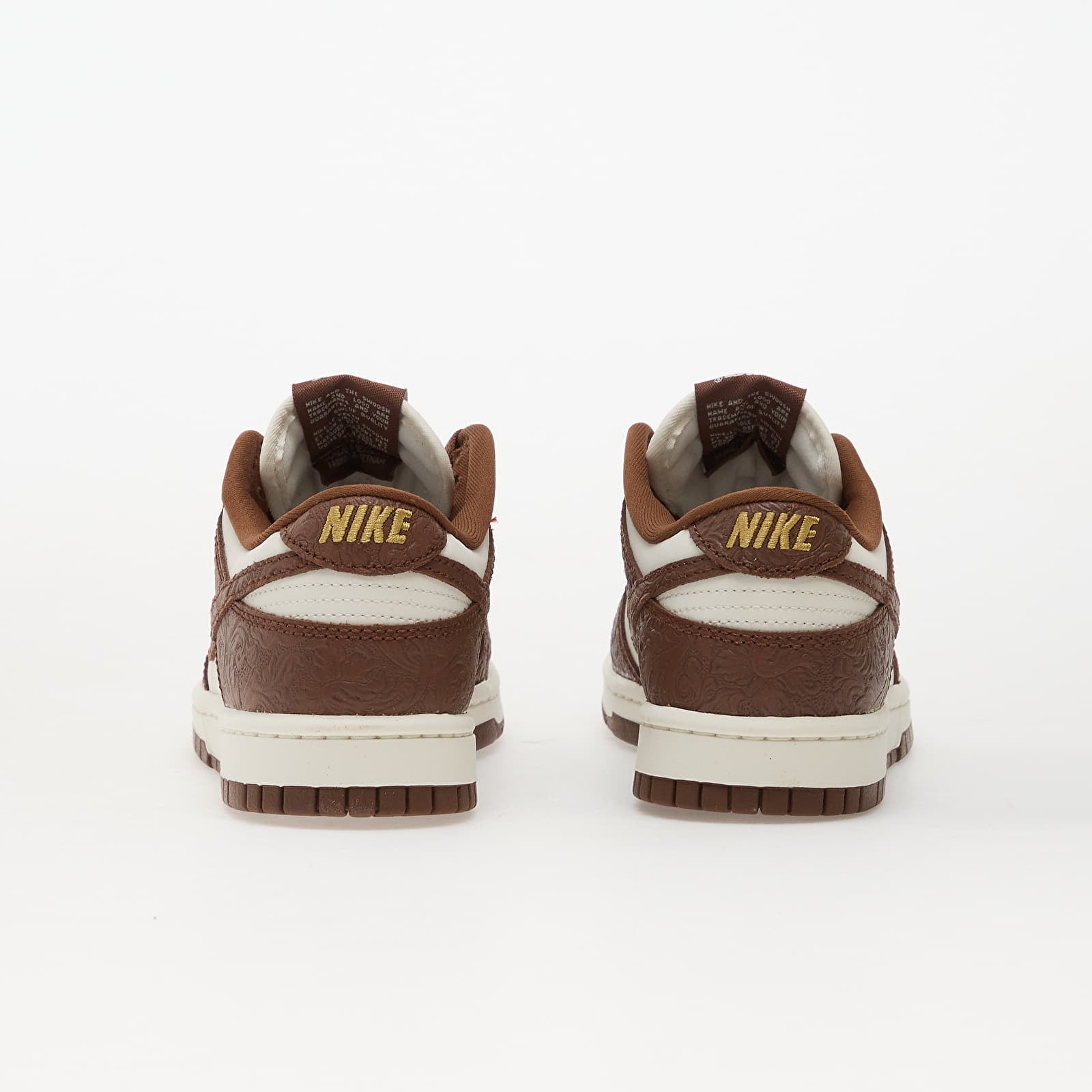 Γυναικεία παπούτσια Nike W Dunk Low Sail/ Fauna Brown-Sail-Mtlc Gold
