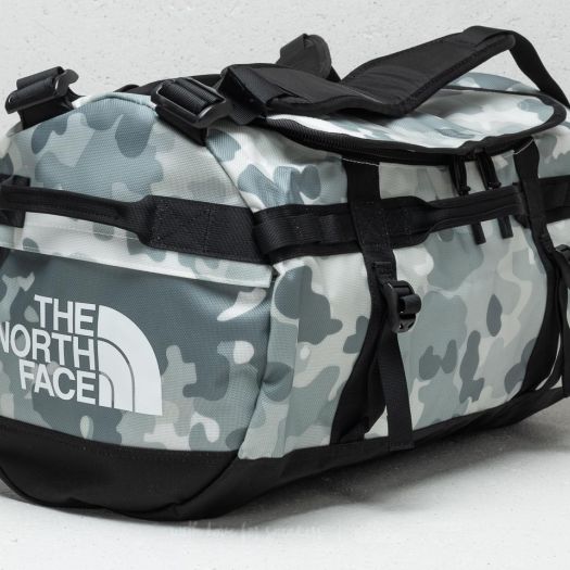 The north face tnf black sale macrofleck print