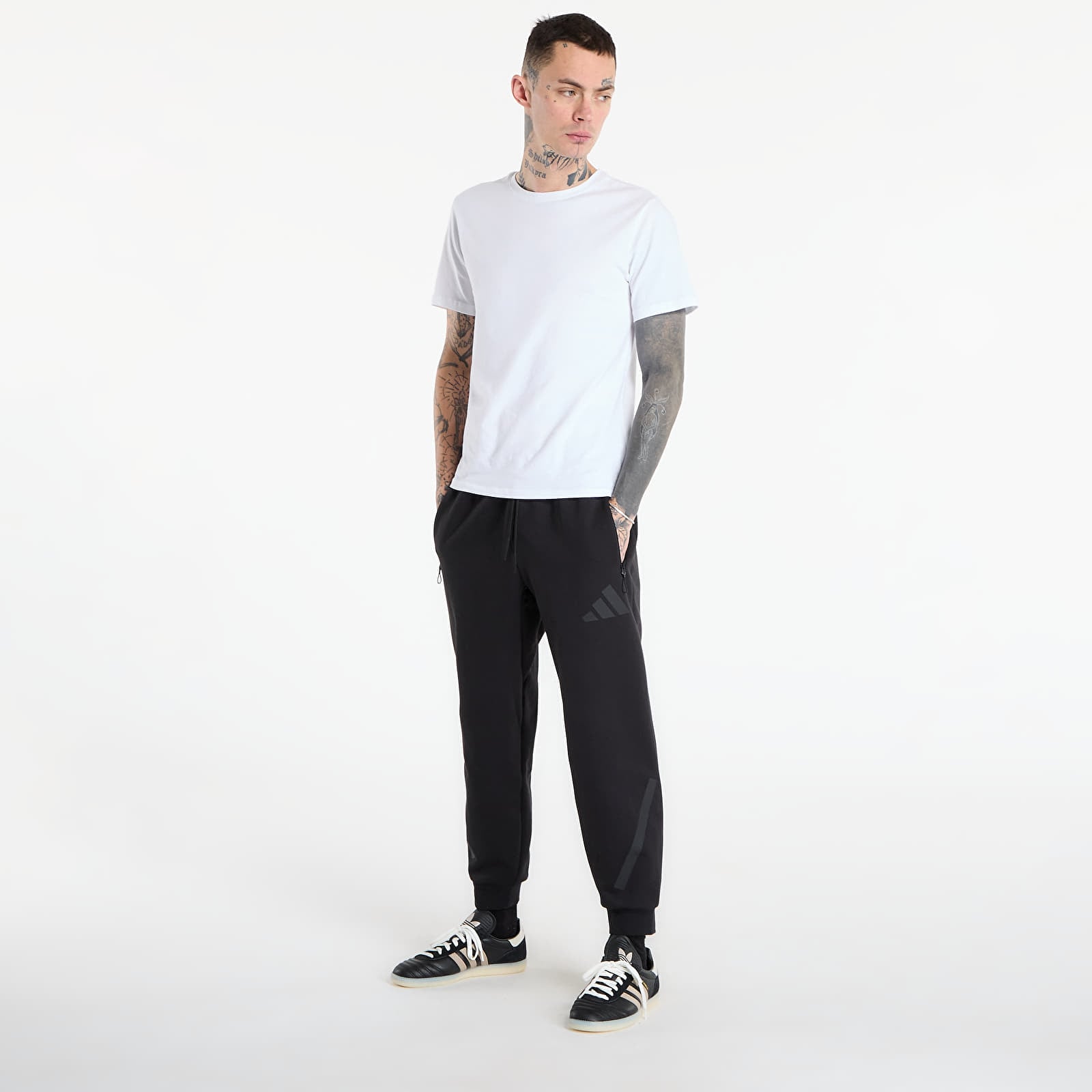Спортивні штани adidas M Z.N.E. Pant Black