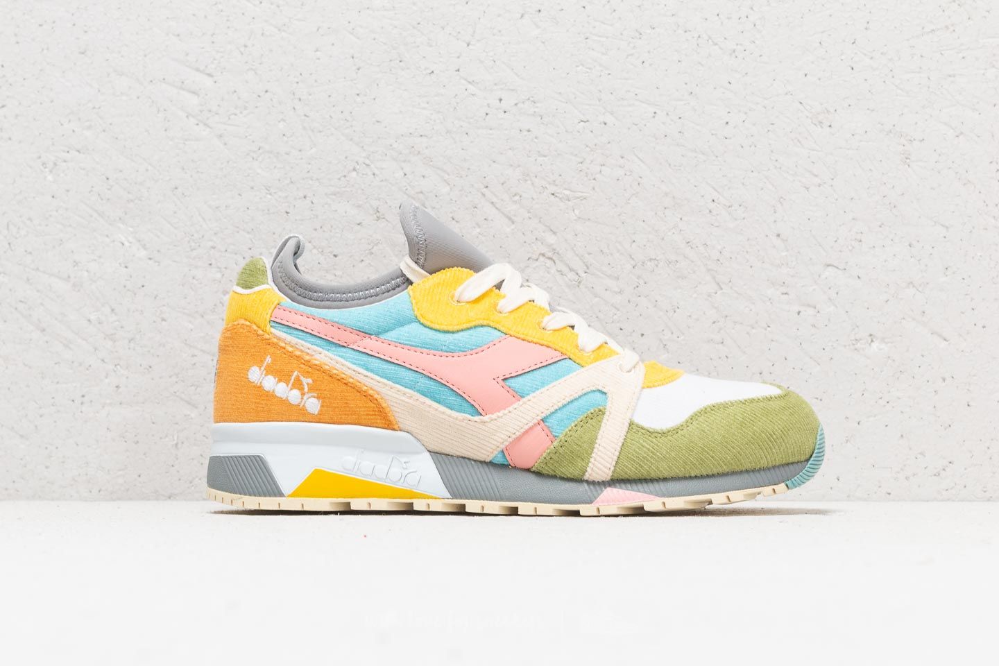 Diadora n9000 sales socks saturno