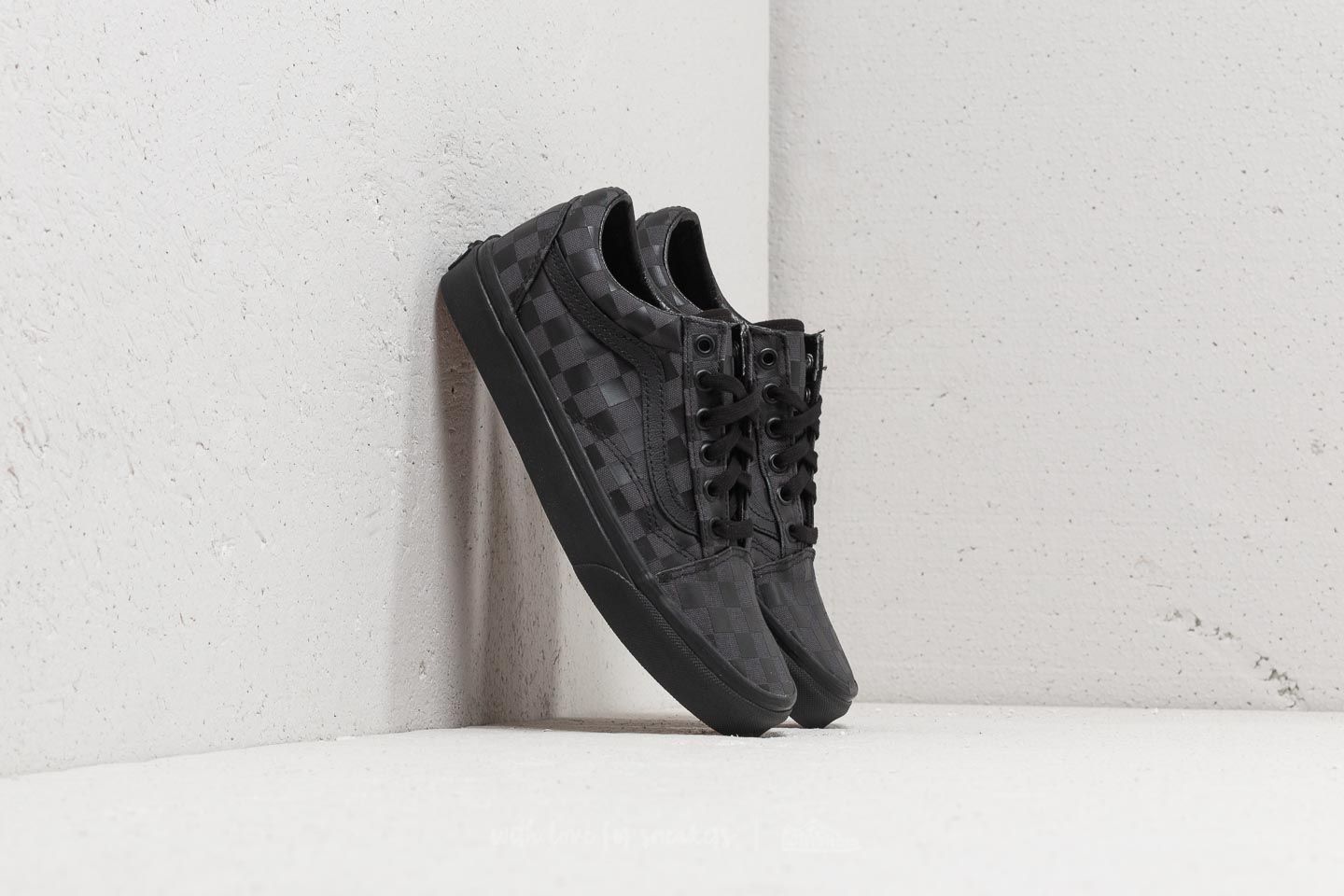 Black checkerboard vans cheap old skool