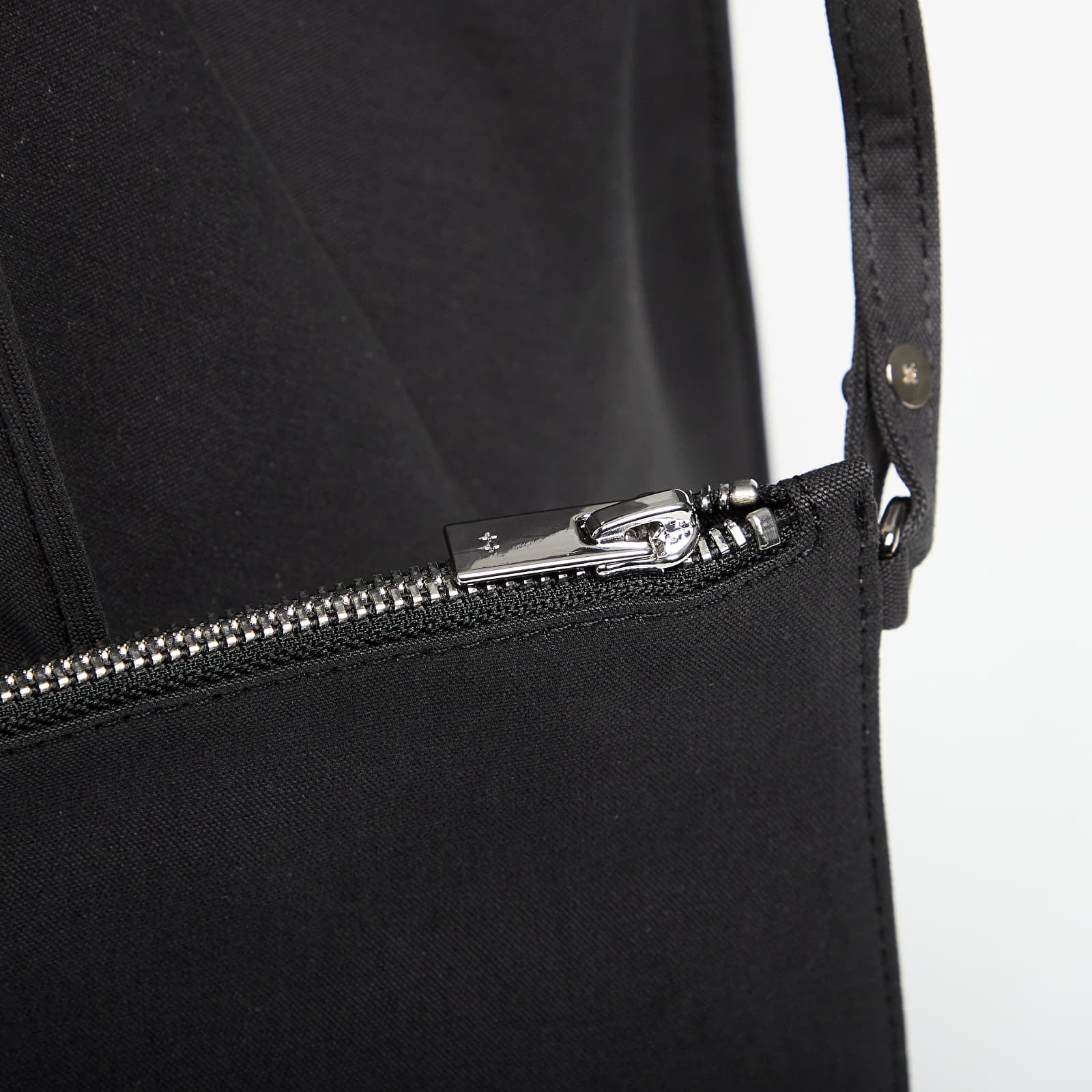 Crossbody torbe HELIOT EMIL Shagya Bag Black