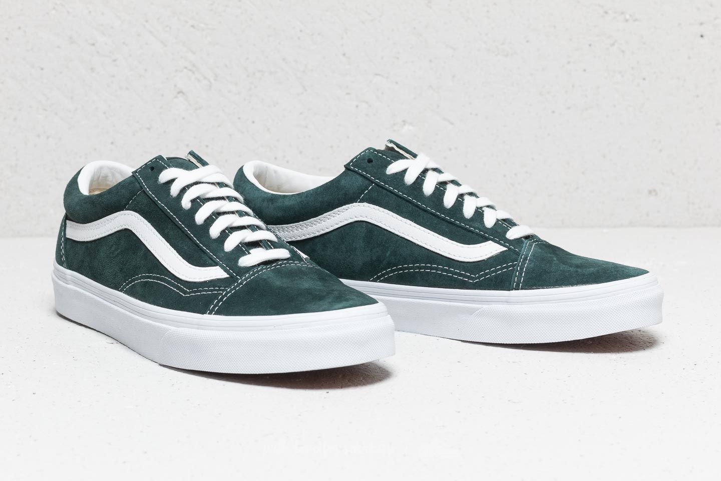 Vans old skool dark best sale green suede