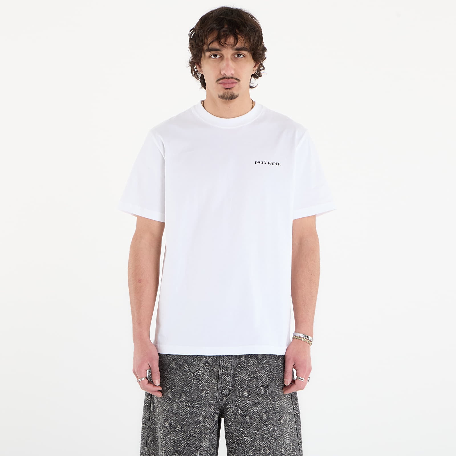 T-skjorter Daily Paper Chain Shield T-Shirt White