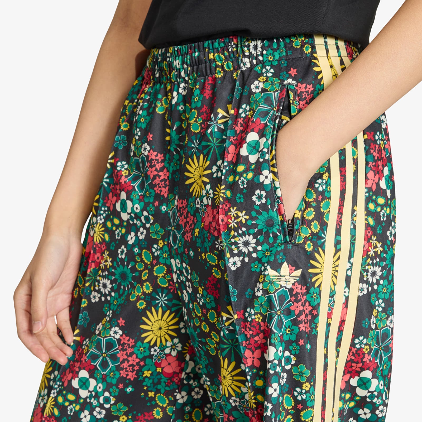 Ženske trenerke adidas Fb Loose Track Pants Black/ Bright Green/ Cgreen/ Eqtyel