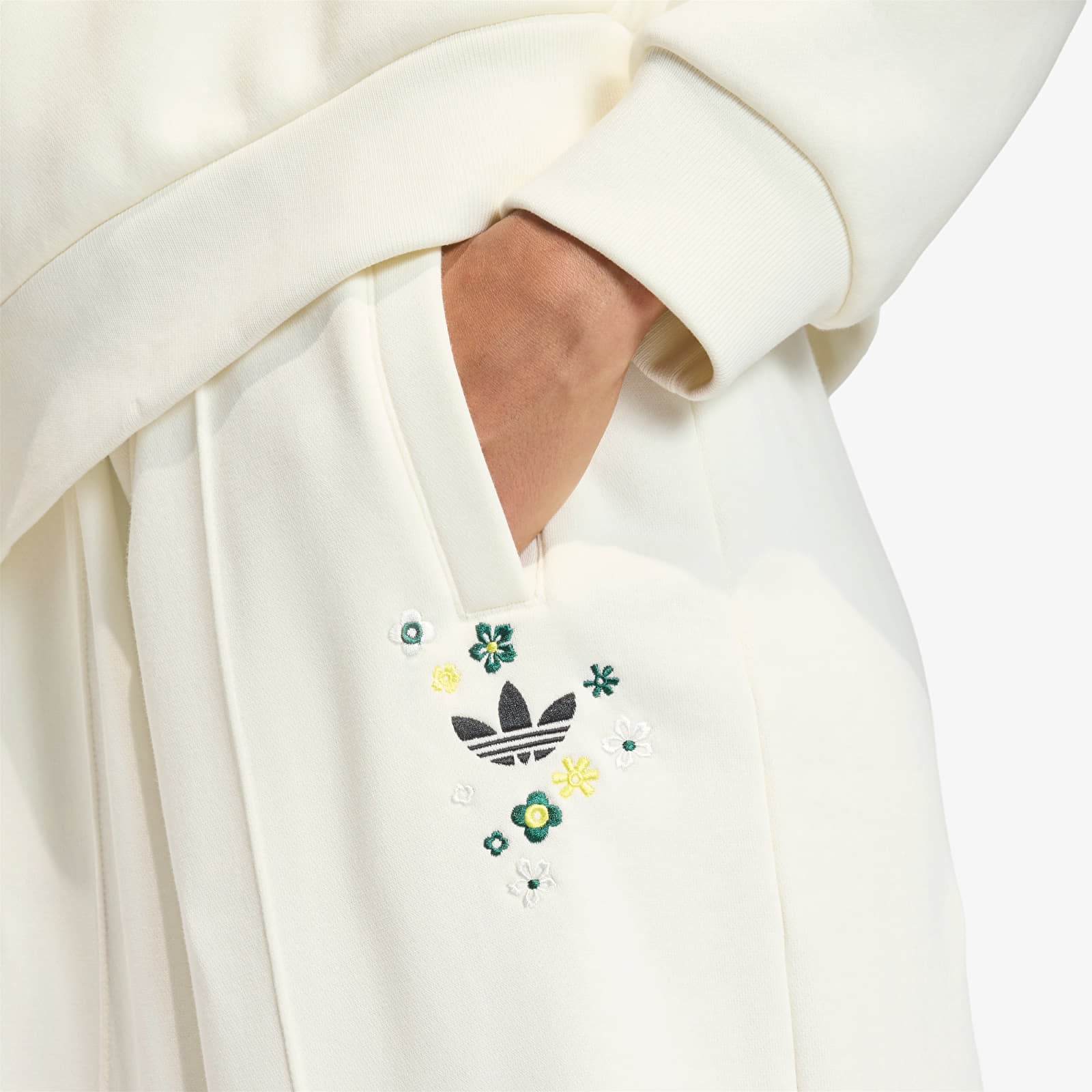 Дамски спортни панталони adidas x Liberty London Joggers Off White