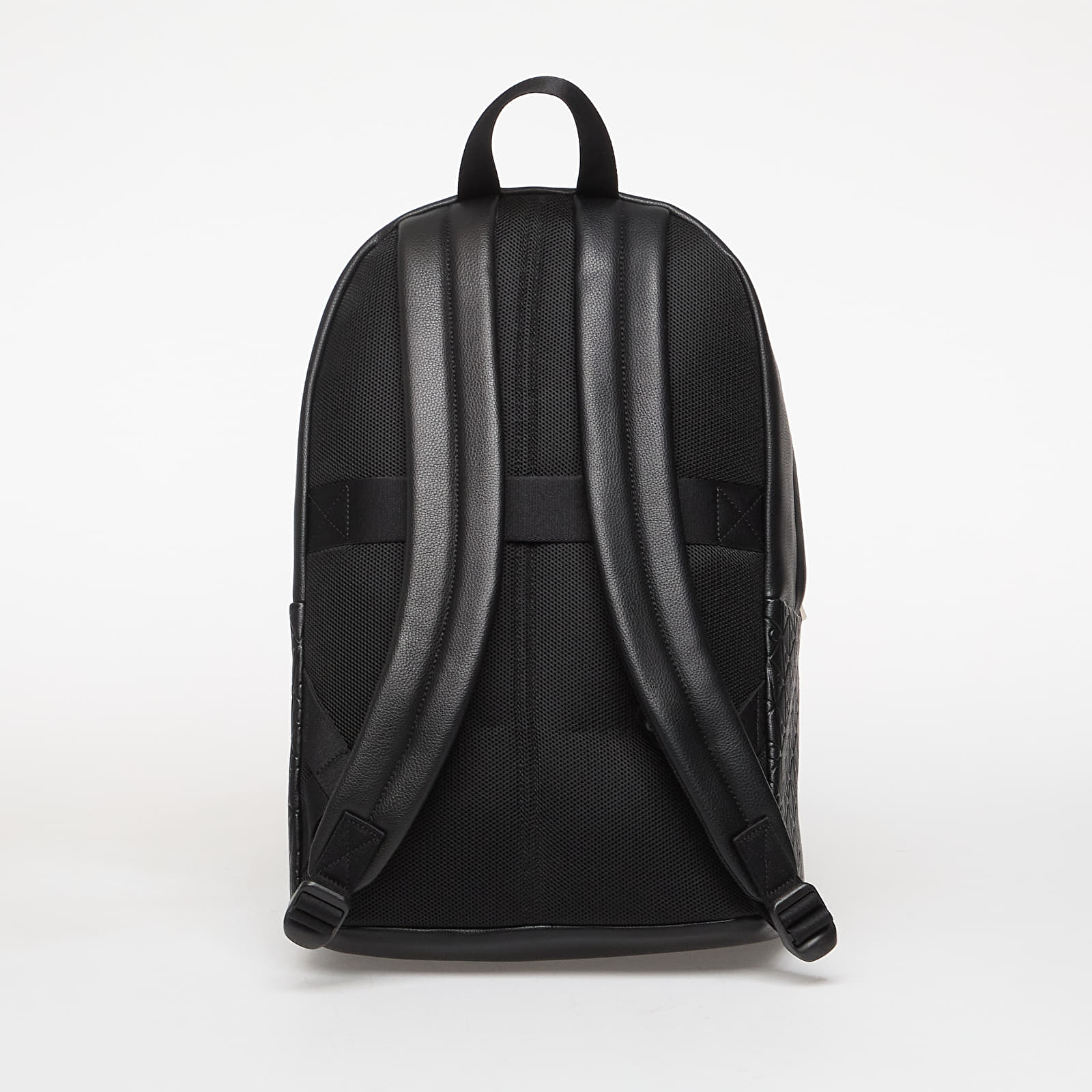 Plecaki męskie Calvin Klein Emblem Aop Emboss Round Backpack Black