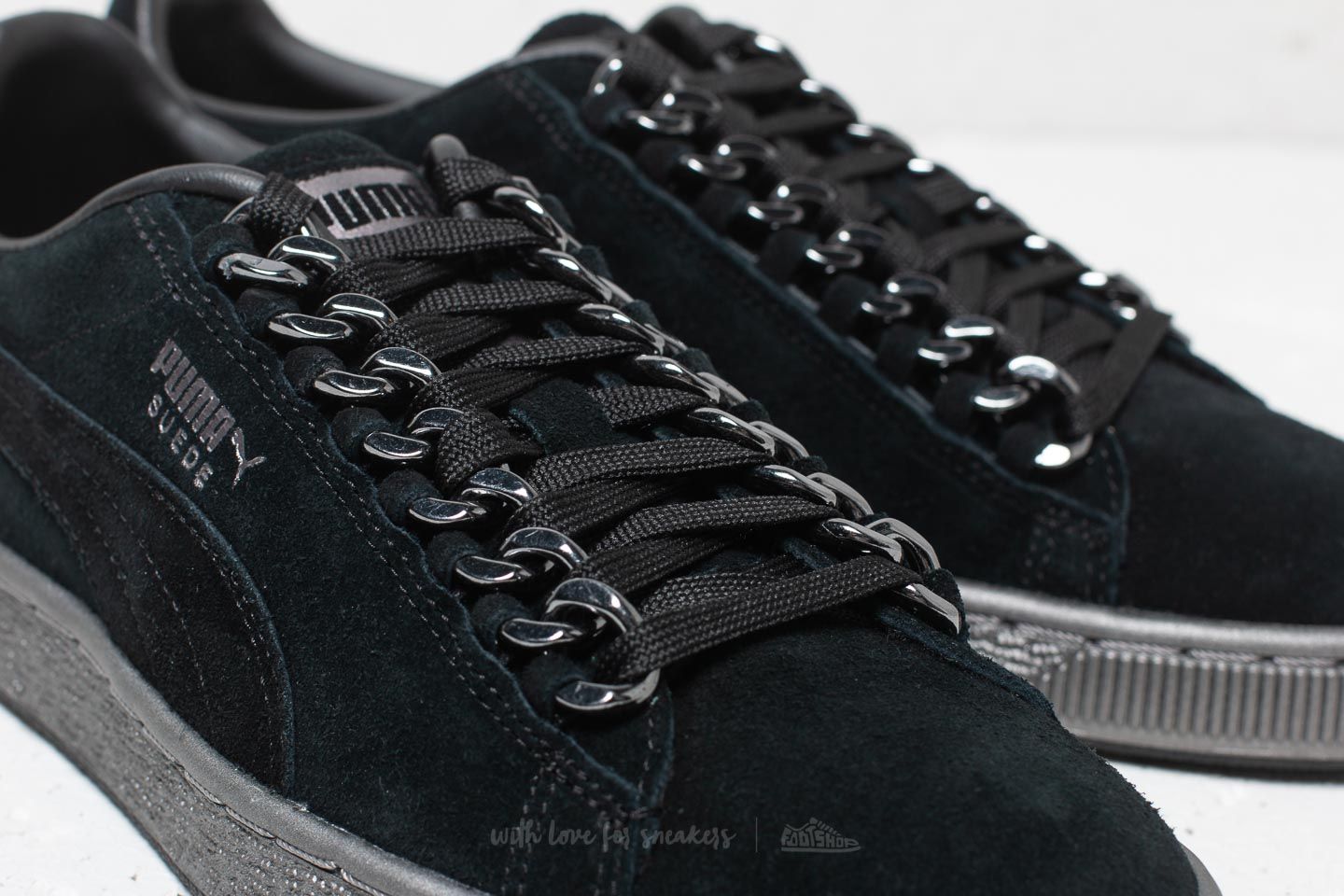 Puma suede classic x hot sale chain