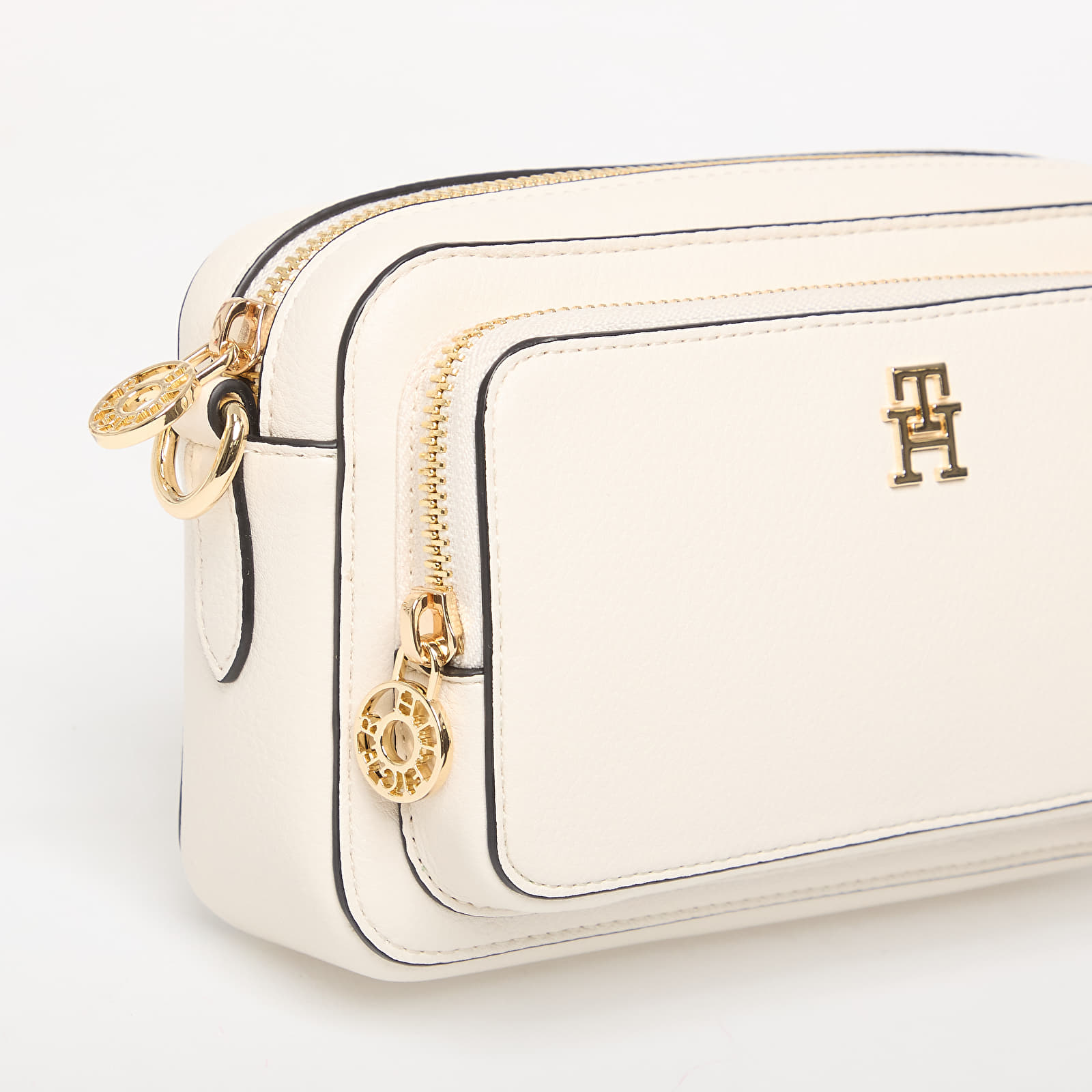 Pánske tašky cez rameno Tommy Hilfiger Th Icon Camera Bag Beige