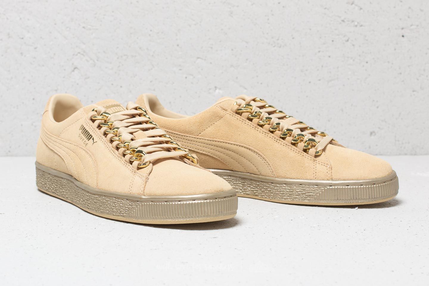 Men s shoes Puma Suede Classic x Chain Reed Yellow Metallic Gold