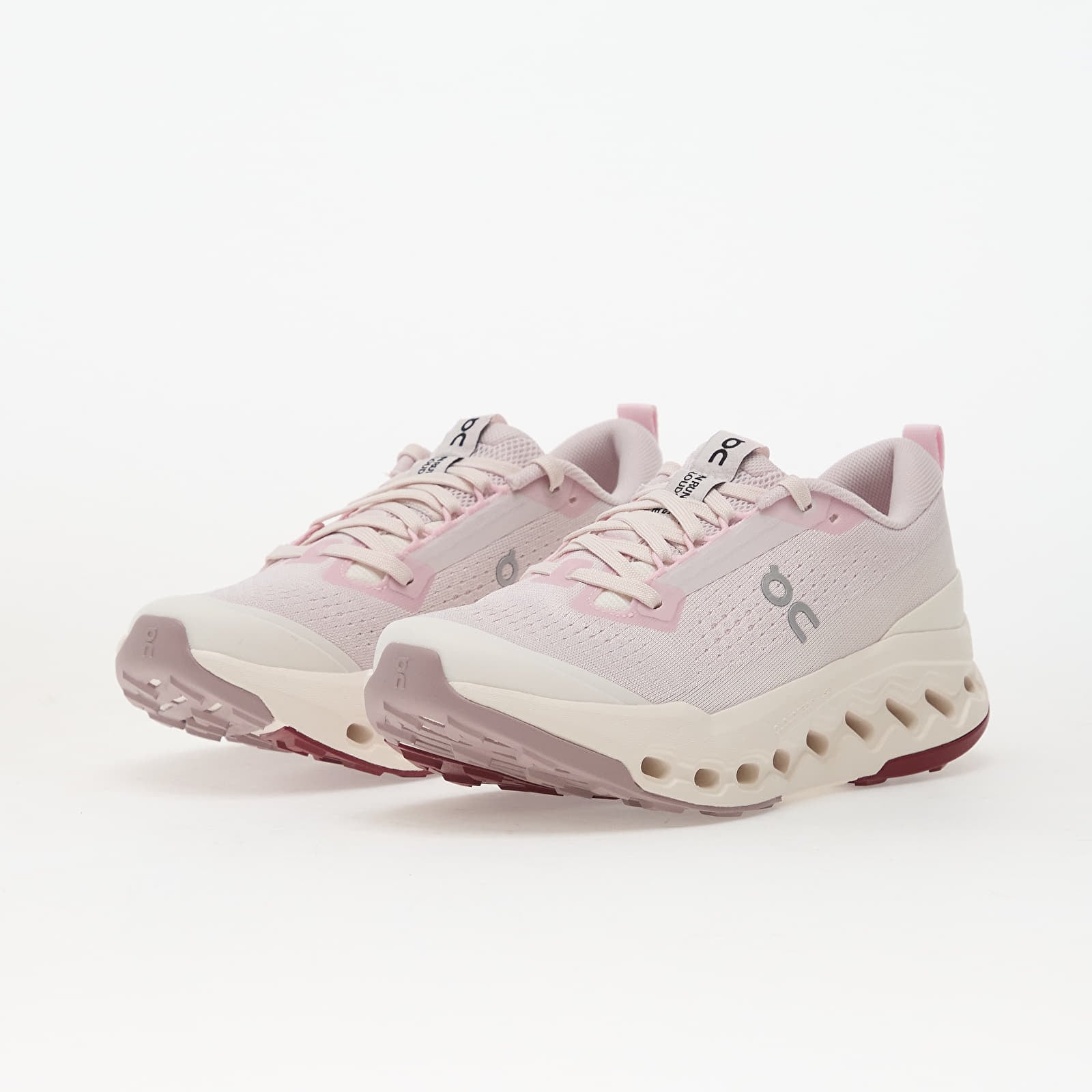 Ženski čevlji On W Cloudsurfer Trail 2 Lily/ Gardenia