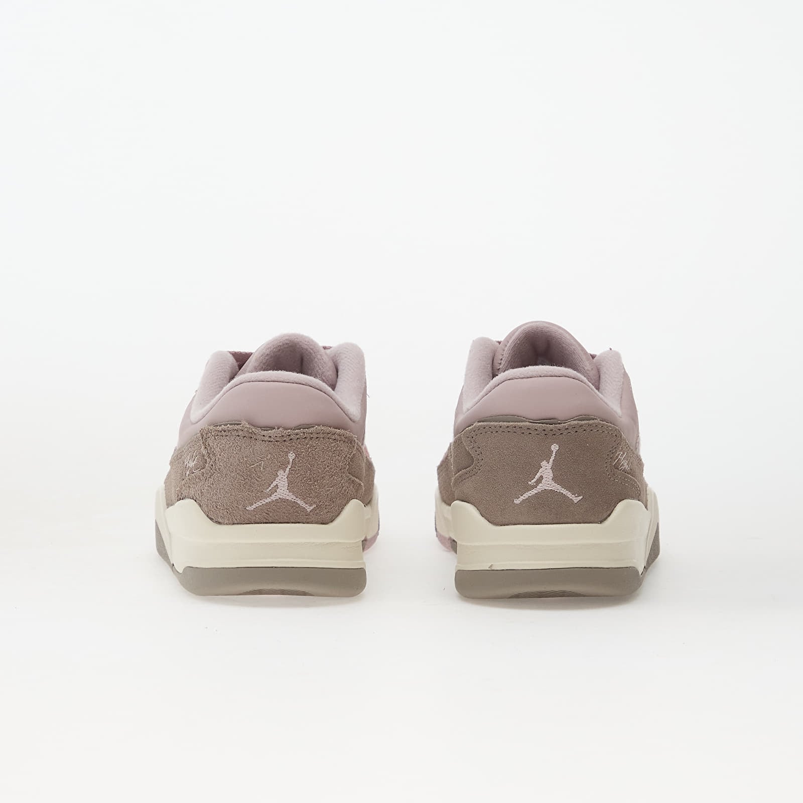 Ženski čevlji Jordan W Flight Court Particle Rose/ Enigma Stone-Pale Ivory